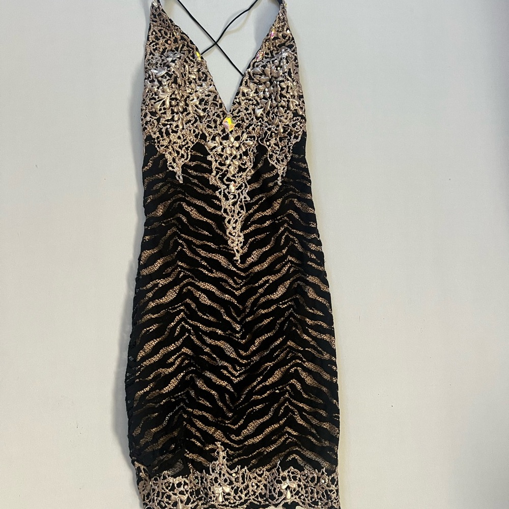 Chic Backless Black and Gold Zebra Lace Baccio Couture Dress